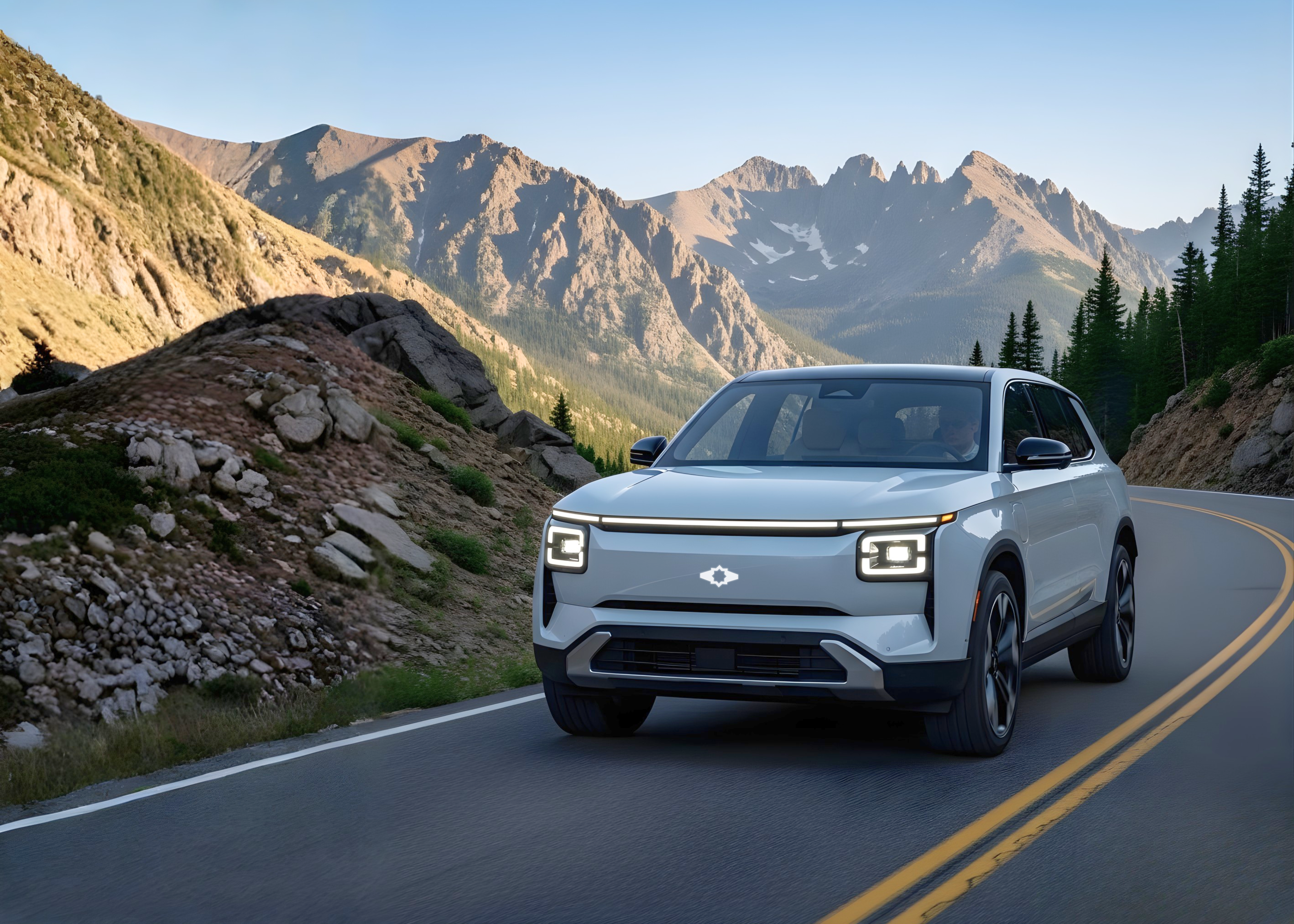 COMSOVE ELIQ electric crossover SUV